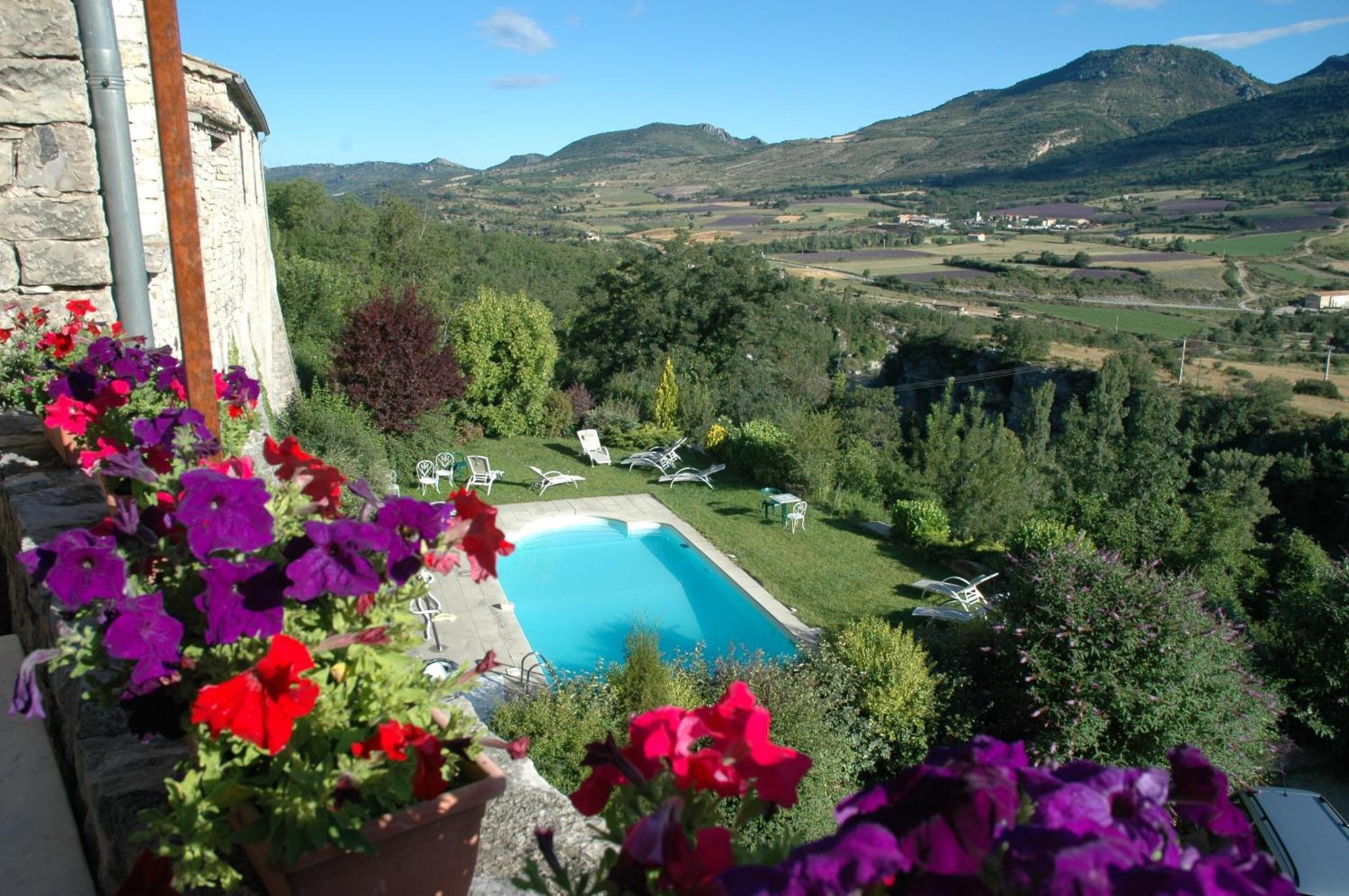 Hotel La Claveliere Saint-Auban-sur-lʼOuvèze Zewnętrze zdjęcie