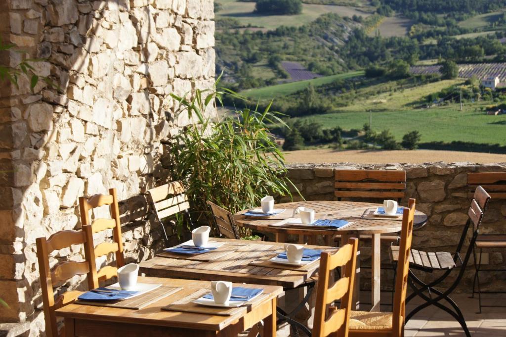 Hotel La Claveliere Saint-Auban-sur-lʼOuvèze Zewnętrze zdjęcie