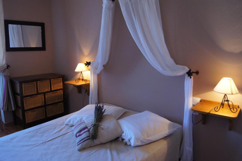 Hotel La Claveliere Saint-Auban-sur-lʼOuvèze Pokój zdjęcie